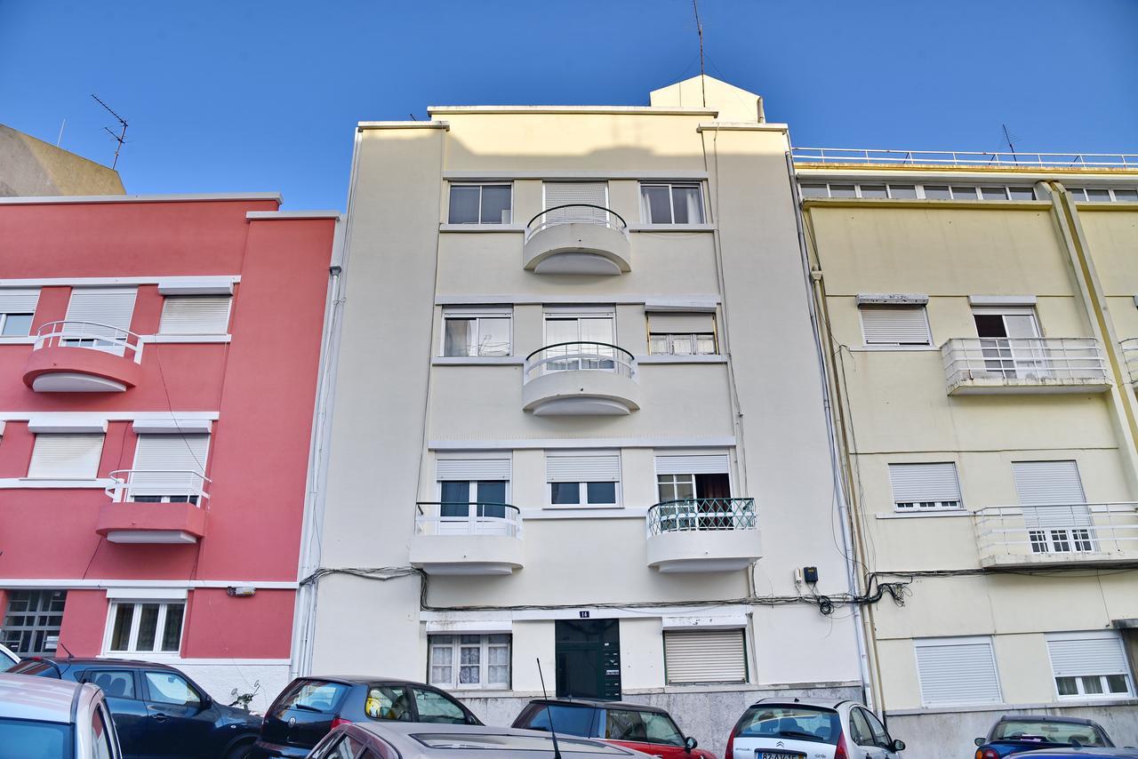 Lisbon View Hostel Exterior photo